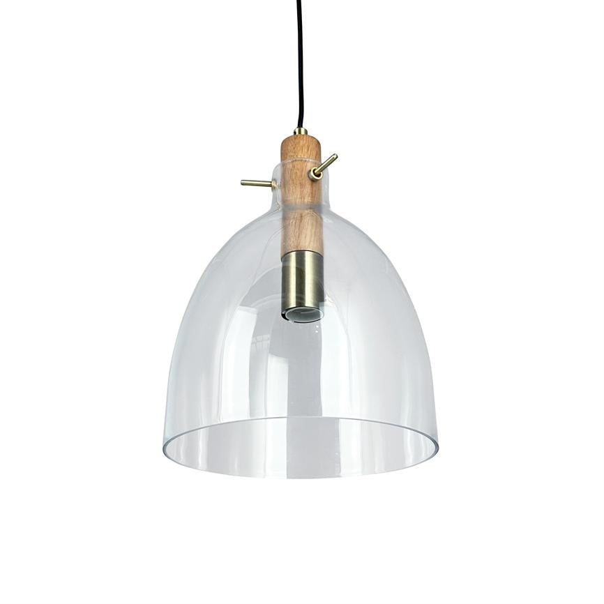 En pendellampe hænger fra en sort ledning; klar, kuppelformet glasskærm omslutter en messingfatning og trædetalje; baggrunden er ensartet hvid, lampe set forfra.