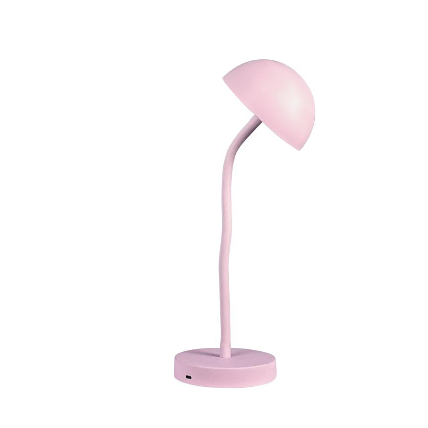 Pink bordlampe bøjer sin slanke arm, skærmen peger nedad som om den oplyser et skrivebord; rund base står isoleret på hvid baggrund.